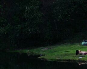 Iazua Larios, Gimena Gomez - Carreteras (2013) topless scenes