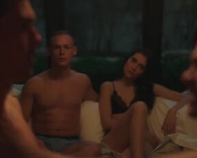 Jordan Alexander, Alexandra Chelaru, Emily Alyn Lind - Gossip Girl (2022) s02-e01,02
