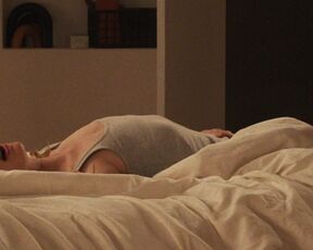 Emma Stone sexy hot - The Curse s01e01 (2023) HOT MASTURBATING