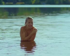 Lucie Vondrácková - Hotel Limbo (2020) Nude Scene