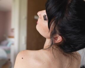 Busty Babe - Naked on a Chair