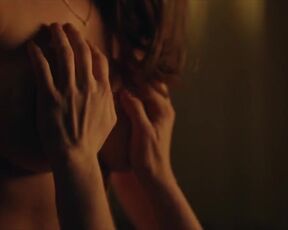 Lina Hüesker nude - Nach uns der Rest der Welt (2023)