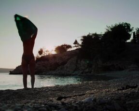 Lea Sekulic - Lorem Ipsum (2019) Naked Video