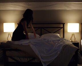 Eve Duranceau - Le roi du matelas (2018) Sexy Video