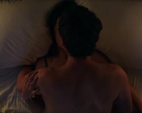 Eve Duranceau - Le roi du matelas (2018) Sexy Video