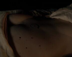 Dionéa Daboville nude - Teresa de Jesus (2020)