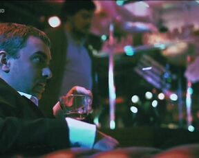 Katerina Sedlakova, Ester Janeckova - Ulovit miliardare (2009) naked movie scene