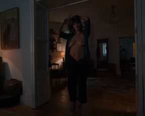 Griselda Siciliani nude - Bardo, falsa crónica de unas cuantas verdades (2022) Nudity Bed Scene from the movie