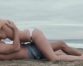 Zhasmina Toskova, Cerina Vincent - Return to House on Haunted Hill (2007) topless scene