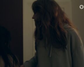 Lilly Barshy, Petra Schmidt-Schaller - Wendezeit (2019) Naked Scene