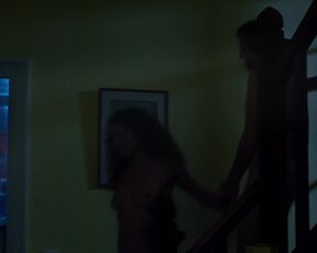 Sarah Perret Vigneau sexy - Petite leçon d'amour (2021)