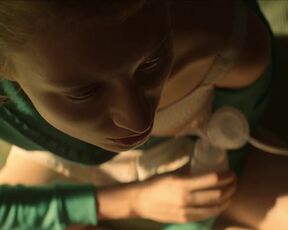 Giulia Maenza, Selene Caramazza, Anastasia Doaga - The Bad Guy (2022) s01e04