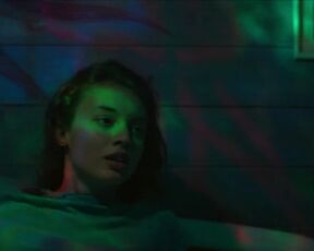 Giulia Maenza, Selene Caramazza, Anastasia Doaga - The Bad Guy (2022) s01e04