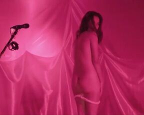 Daya Ananias nude - Redenção (2017)