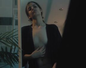 Sara Szymańska, Nadia Szymańska - Narcyz (2018) Sexy Scene
