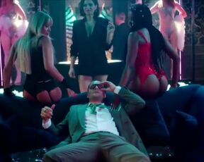 Luana Piovani hot, Júlia Palha sex, Sofia Arruda, Soraia Tavares, etc - O Clube s04e02 (2023) hottest scenes