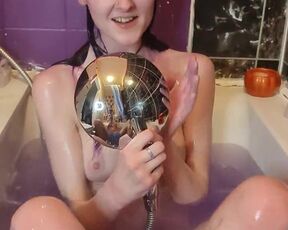 Girls singing topless in the shower. Do you?