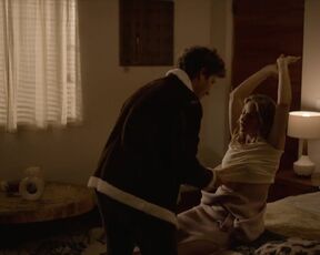 Ludwika Paleta sexy - Quieres ser mi... hijo (2023) erotic scene