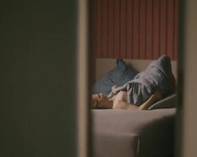 Katharina Schüttler, Tijan Marei - Ellas Baby (2017) hot nude & pregnant scene