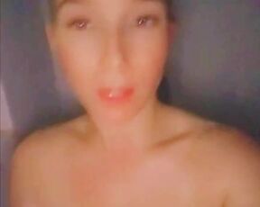 Home video leaks... Naked Girl