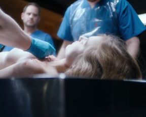 Jasna Fritzi Bauer, Stephanie Amarell nude - Abgeschnitten (2018)