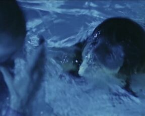 Júlia Molins naked - I Never (2018) sex scene | voyeurism