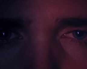 Júlia Molins naked - I Never (2018) sex scene | voyeurism