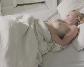 Anna-Maija Tuokko nude - Kaikki hyvin, Pekka (2016) hot cunnilingus scene