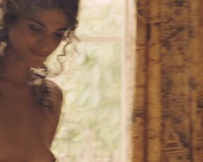 Elisa Sednaoui nude - Libertador (2013)