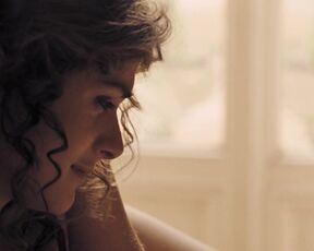 Elisa Sednaoui nude - Libertador (2013)