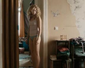 Cornelia Gröschel nude, Karoline Teska naked - Eine wie diese (2015) sex scene