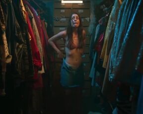 Élodie Grenier - Solstice d'un coeur brisé (2020) nude episode