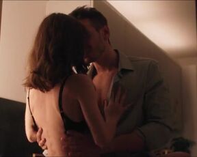 Josefine Preuss - Dein Leben gehört mir (2019) nude scene