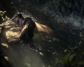 Itzel Sarmientos nude - Un lejano rumor de agua (2020) nudity scene