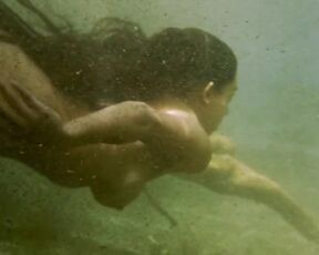 Itzel Sarmientos nude - Un lejano rumor de agua (2020) nudity scene