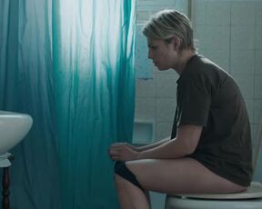 Emma Marrone nude - Il ritorno (2022) hot toples scene