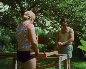 Y Sa Lo nude - Ich dachte, ich wär tot (1973) Classic Nudict Movie Scene