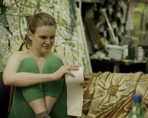 Katharina Klar nude  - Ein kleiner Augenblick des Glücks (2013) Topless Scenes
