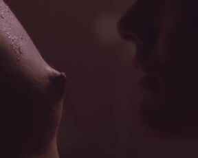 Alai Travesedo Gil topless - Los confines (2019) erotic scene