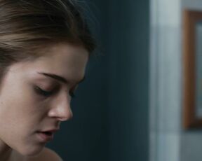 Barbara Ramella - Slam Tutto per una ragazza (2016) nudity episode