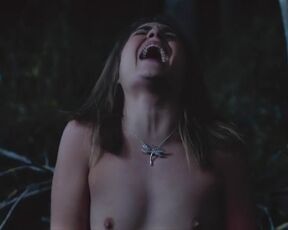 Irene Corbelle nude, Alai Travesedo Gil naked - Libélula (2022) erotic movie scene