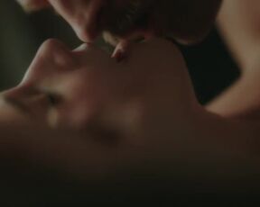 Zofia Wichlacz topless - Warszawianka s01e05 (2023) short sex scene