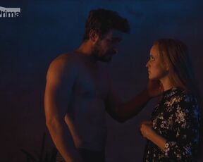 Kamila Janovičová hot - Spolu (2022)sex movie scene