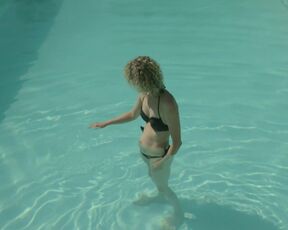 Angelique Lherault, Myriam Madie - Le Secret d'Hélène (2019) Topless Scene from the movie