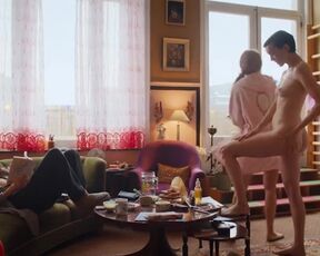 Carole Weyers naked - La maison (2022) Explicit Naked