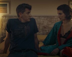 Silvia Acosta hot - Rubio o moreno (2021) erotic sex scene