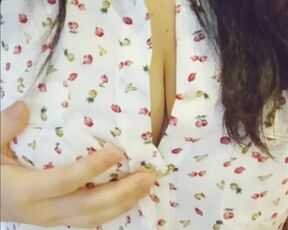 ASIAN BOOBS CLOSEUP! Amateur Japanese