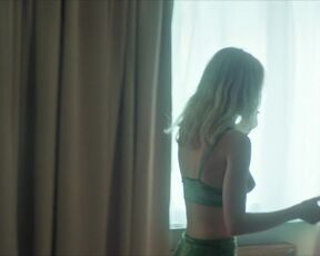 Valentina Cytrynowicz hot - Villain (2018) Sexy Short Videos