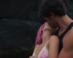 Helena Caldeira, Kelly Bailey - Turn of the Tide (Rabo de Peixe) s01e01-06 (2023) nude scene