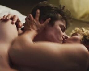 Cécile de France, Imane Laurence nude - La passagère (2022) hot sex scene